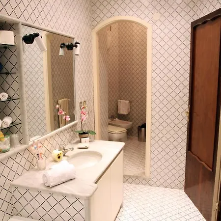 Stendhal 14 4* Napoli