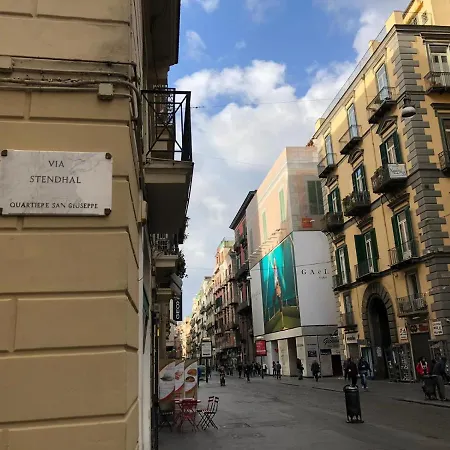 Guest house Stendhal 14 Naples